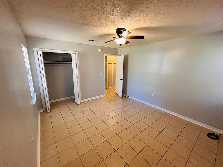 1020 Bacon Rd — Photo 12