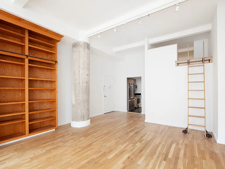 250 Mercer St #B908 — Photo 5