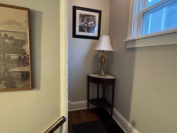 3rd image of 1295 Fry Ave #1