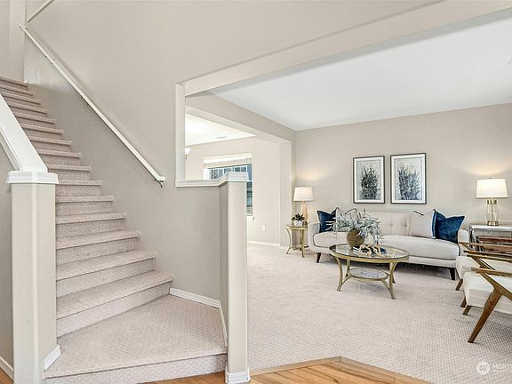 3rd image of 1426 SE 231st Avenue