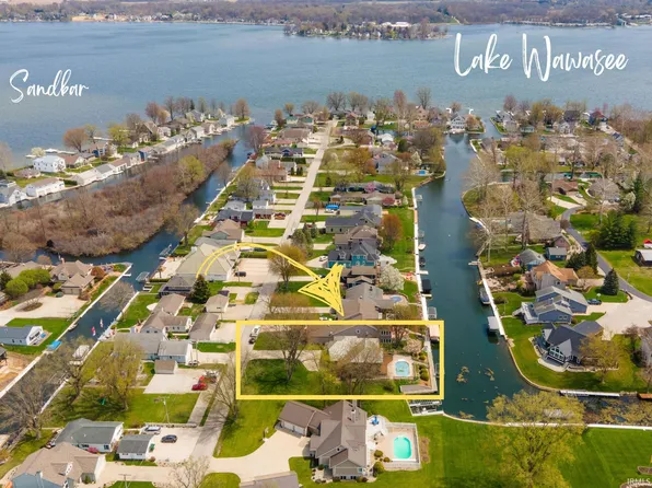 8083 E North Rd, Syracuse, IN 46567
