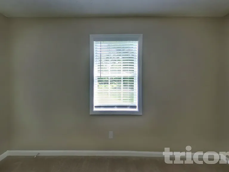 355 Mary Alice Dr — Photo 12