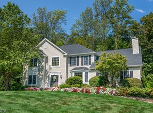 2 Wexford Ct, Mendham, NJ 07945