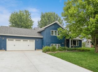 705 28th Ave, Amana, IA 52203