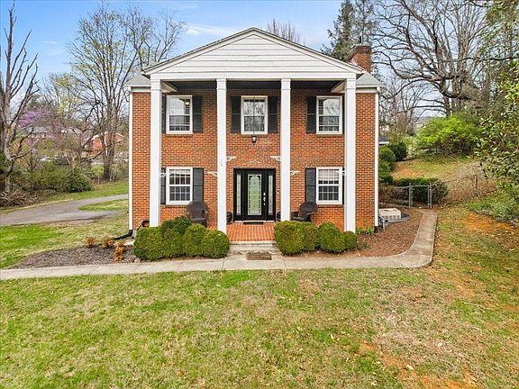 2nd image of 3581 Grandin Rd SW