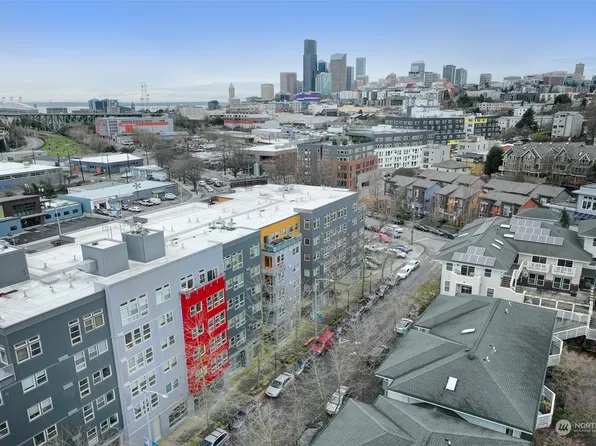 827 Hiawatha Place S #504, Seattle, WA 98144