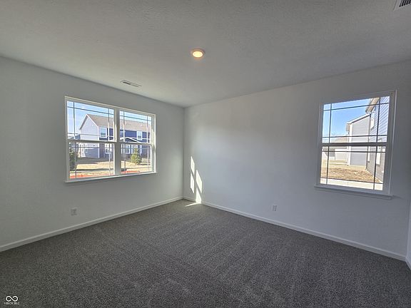 5th image of 8822 Walker St