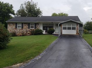 1670 New Hope Dr, Cookeville, TN 38506