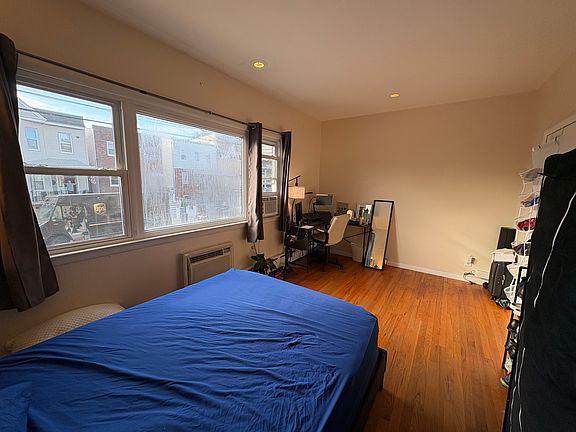 3rd image of 392 New York Ave #2