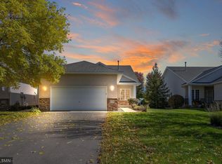 17720 Glasgow Way, Lakeville, MN 55044