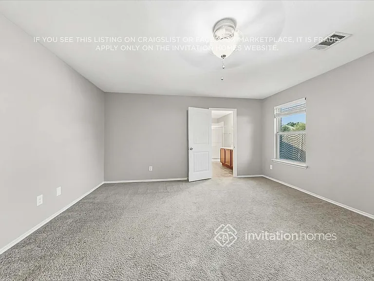 313 Eastland Ct — Photo 12