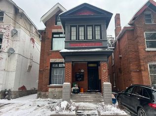 277 Bronson Ave #5, Ottawa, ON K1R 6H7