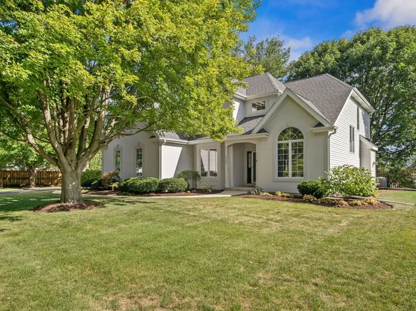 2304 Collins Ct, Batavia, IL 60510