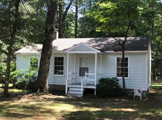 (Undisclosed Address), Gloucester, VA 23061