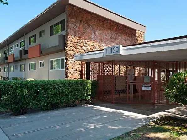 11120 Queensland St, Los Angeles, CA 90034