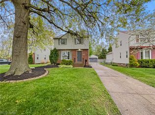 8106 Parmenter Dr, Parma, OH