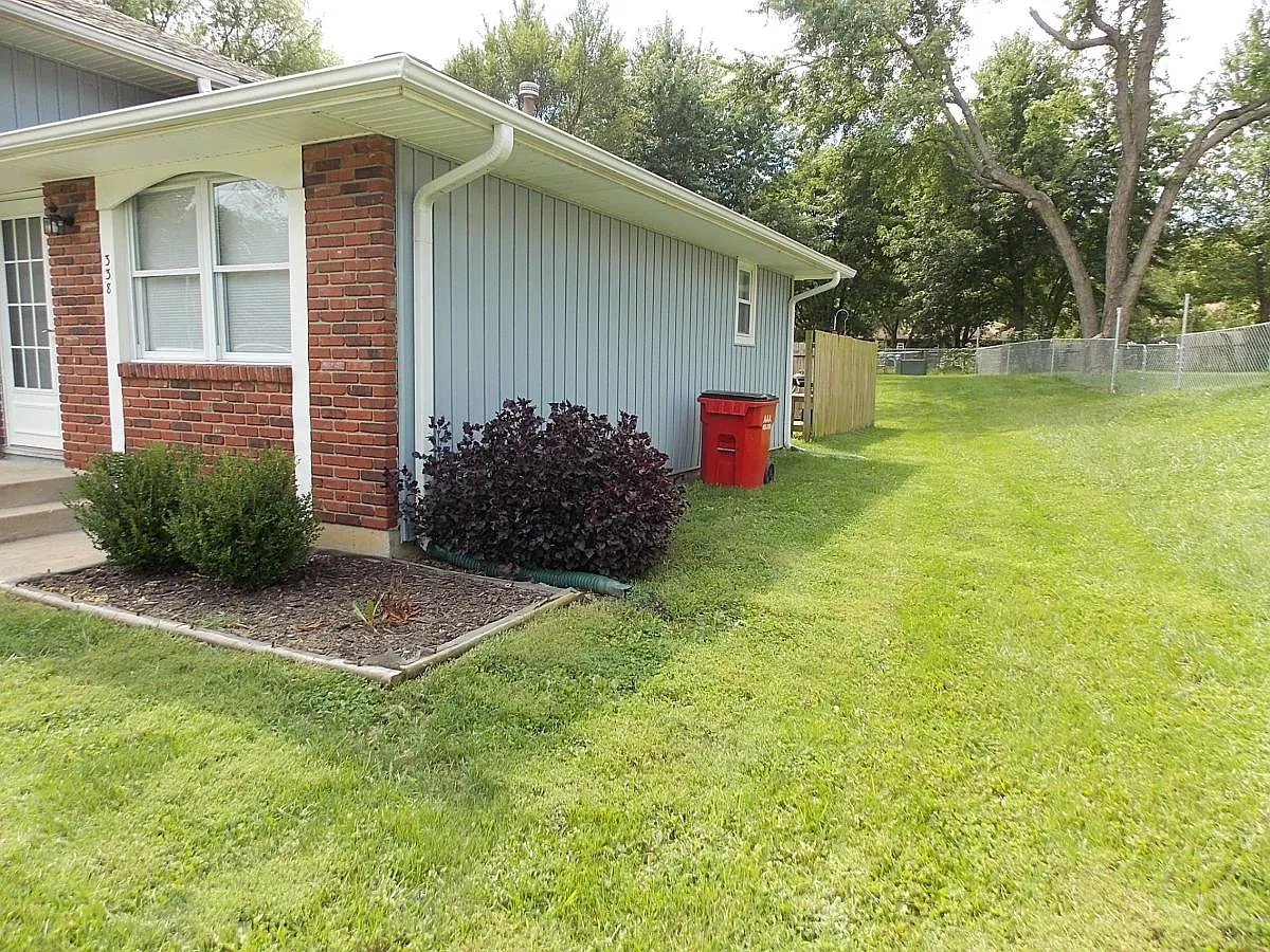3 bed, 1500 sqft, $1,200 — Photo 4