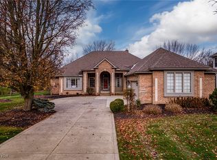 2643 Twin Creeks Dr, Akron, OH 44321