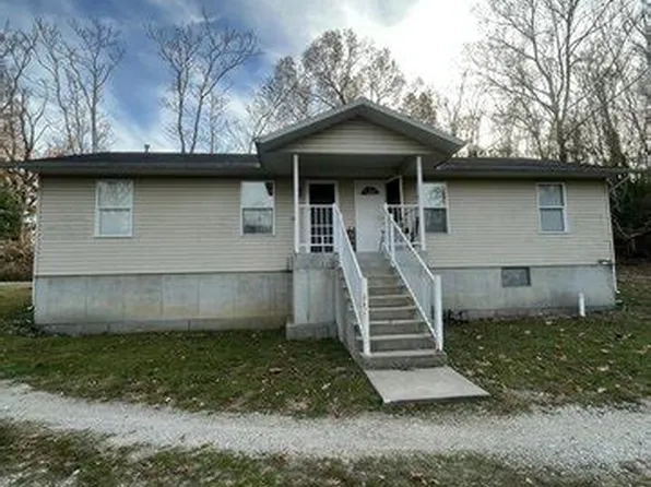 501 Pine St #A, Galena, MO 65656