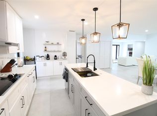 13513 SW 5th St, Miami, FL 33184