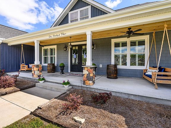 4th image of 103 Dale Glen Ln.