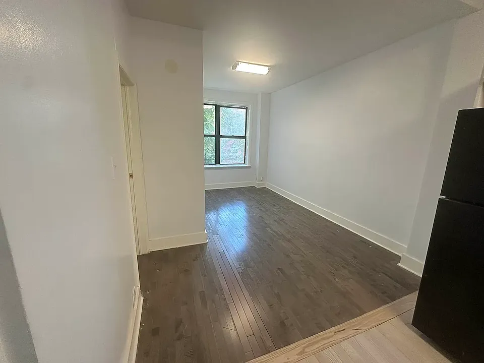 874 Clarkson Ave #2R