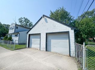 8145 Lozier Ave, Warren, MI 48089