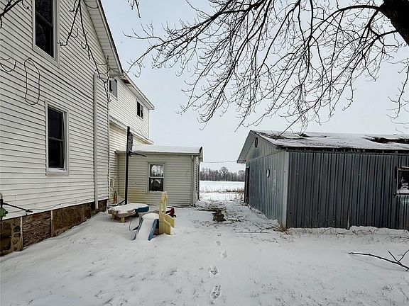 4th image of 7666 Brooks Rd