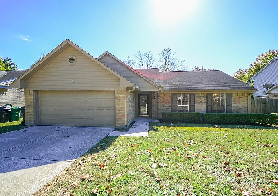 1st image of 13802 Kensington Pl