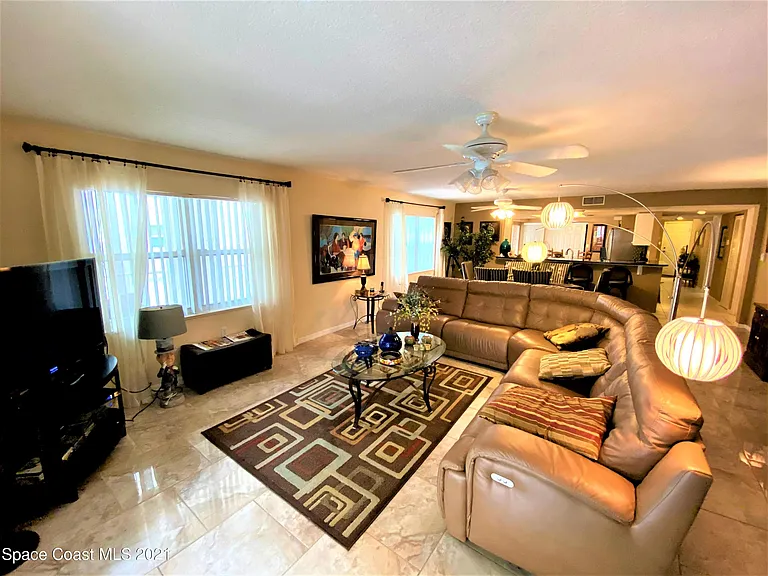 603 Shorewood Dr #F206 — Photo 5