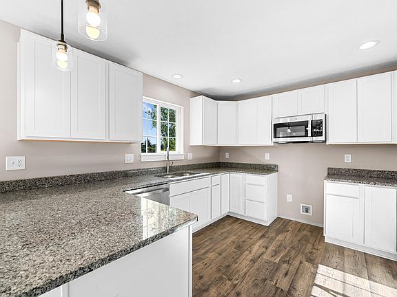 2nd image of 1580 Thimbleberry Dr