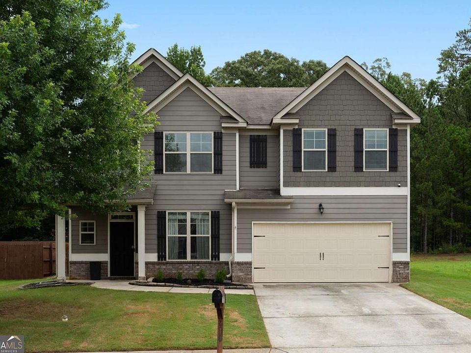 1st image of 210 Silver Willow Walk