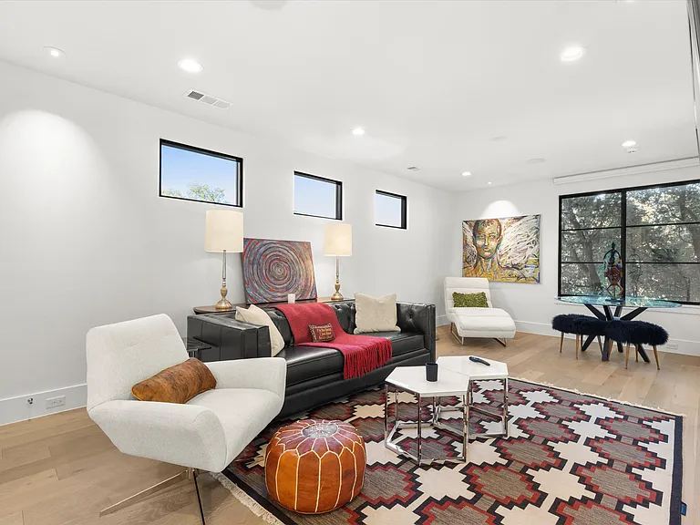 3771 Almazan Dr — Photo 35