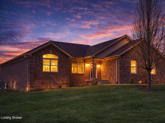 2nd image of 1275 Stringer Ln