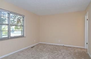 5th image of 9001 Tyrone Dr