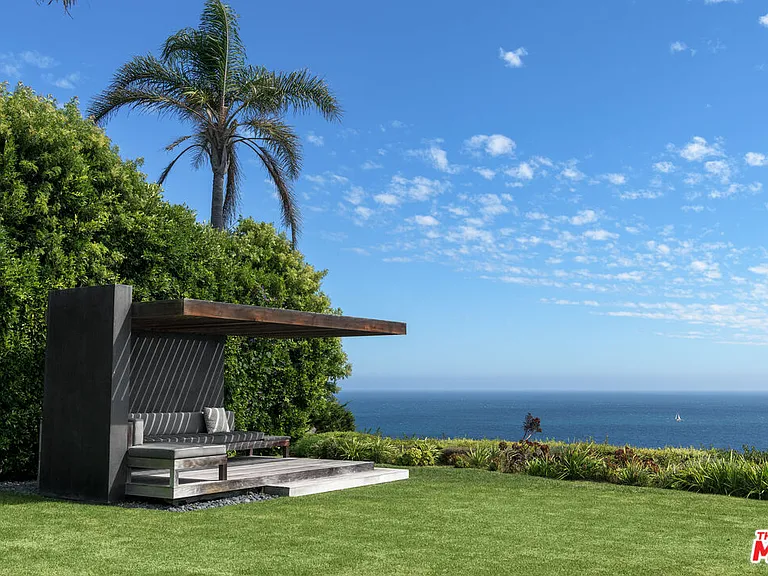 29020 Cliffside Dr — Photo 42