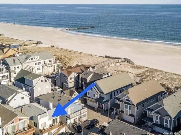 18 Louisiana St, Long Beach, NY 11561