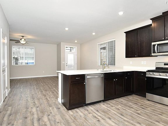 5th image of 15513 NE 72nd Way