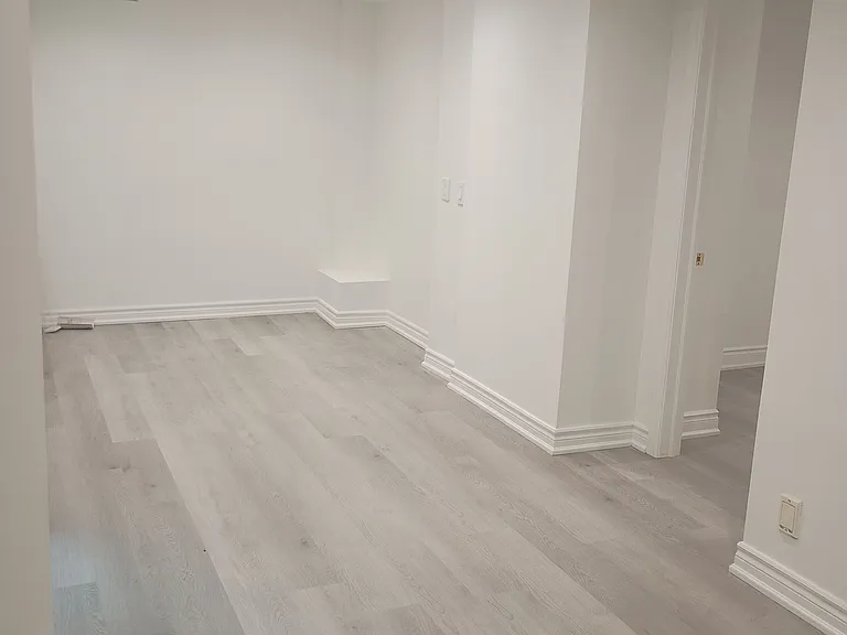 112 Holm Cres — Photo 11