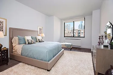 Rented by LL Real Estate Services