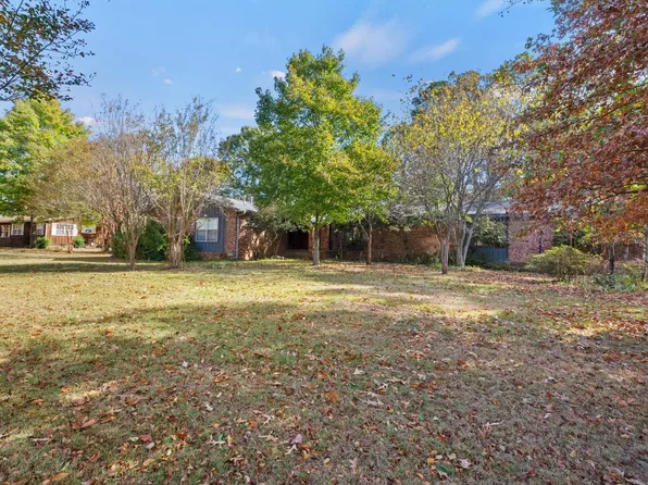 1408 Eve St S, Mena, AR 71953