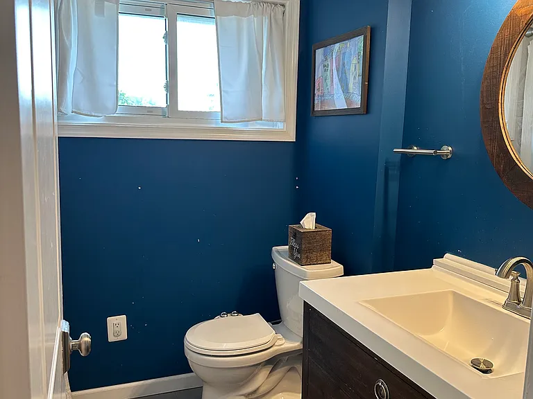 1466 Saint John Rd — Photo 9