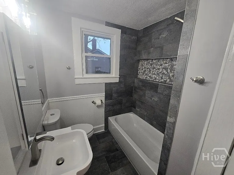 2209 Mississippi Ave — Photo 21