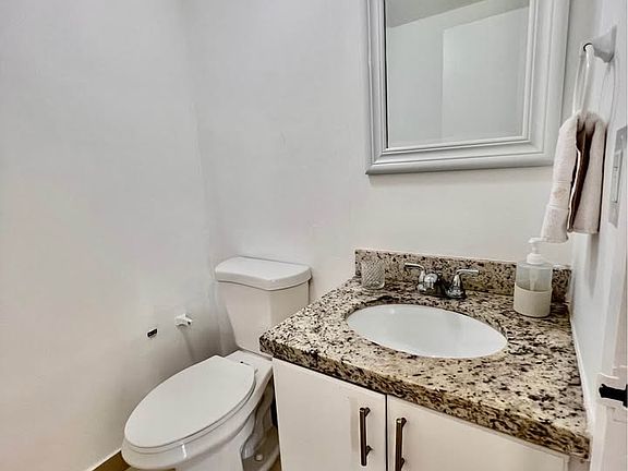 3rd image of 17574 Atlantic Blvd APT 4-416