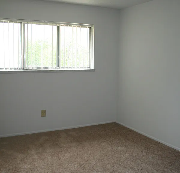 510 E Elmwood Ave #208 — Photo 2