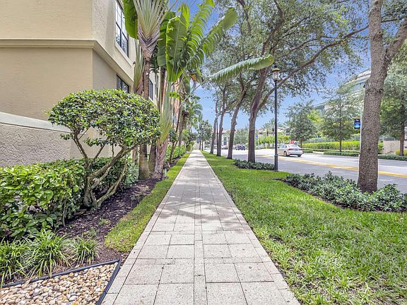 2nd image of 780 S Sapodilla Avenue #507