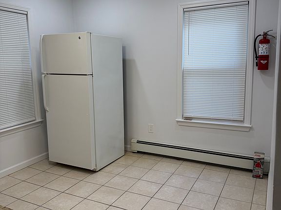 5th image of 29 S Terrace Ave APT 2