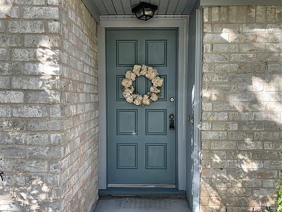 2nd image of 3247 Three Pines Dr