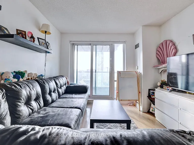 33 Elm Dr W #2108 — Photo 10