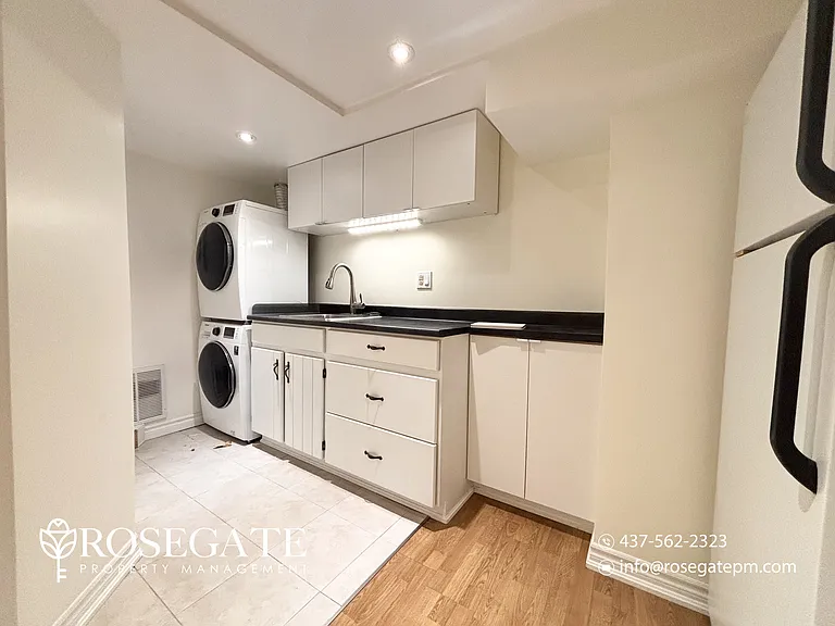 5 Ashdale Ct #1 — Photo 4